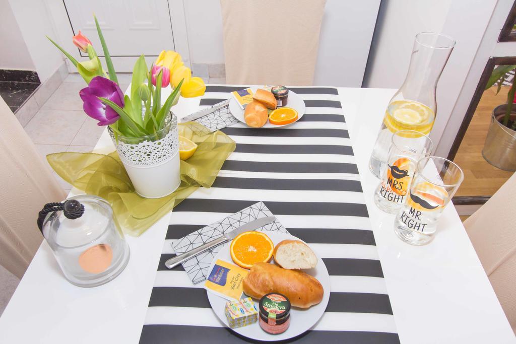 Red Valentino Apartment Split Ngoại thất bức ảnh